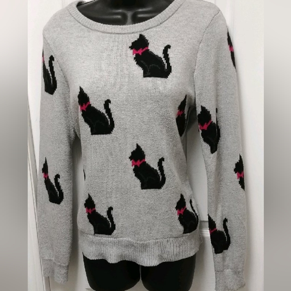 Shrinking Violet cat sweater - Picture 6 of 9